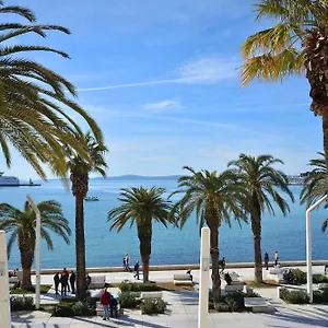 Szálloda Adriana, Split