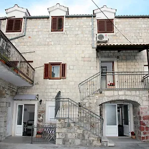 Appartement Basic, Split